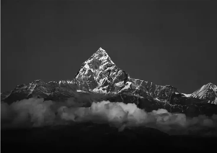Machhapuchre ( Black & White )